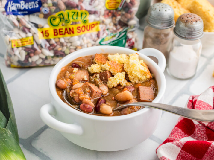 Slow Cooker Cajun 15 Bean Soup with Smoked Turkey