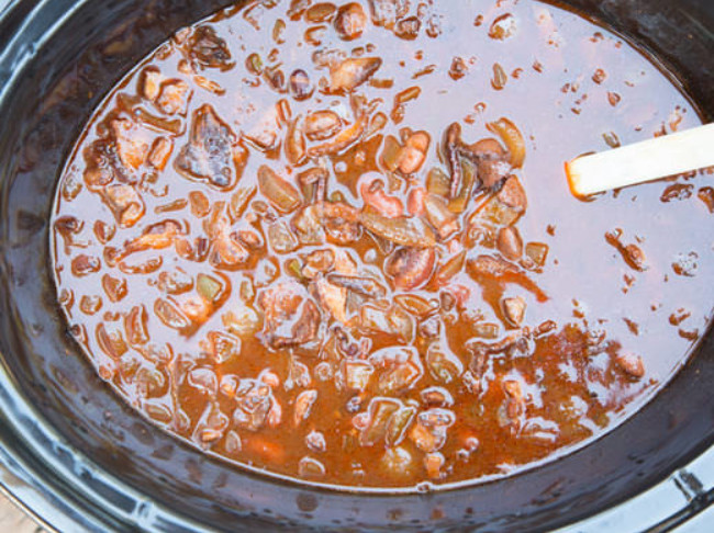 Slow Cooker Cowboy Beans