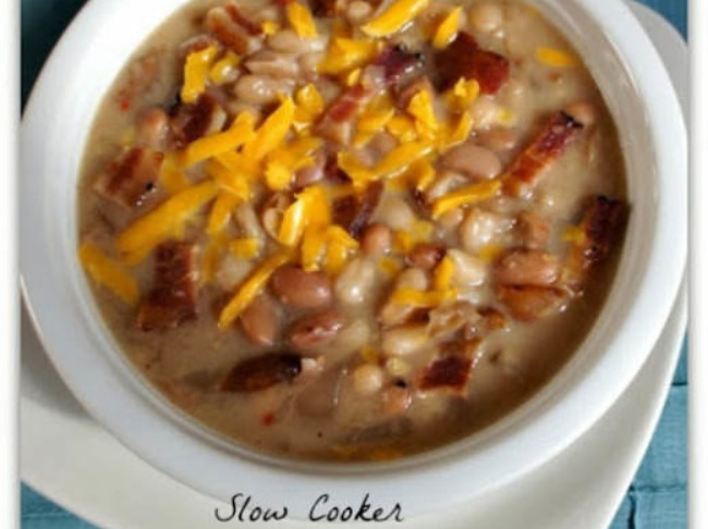 Slow Cooker Cheddar, Bacon, & Bean Soup