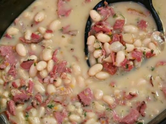 Slow Cooker White Bean and Pastrami Soup
